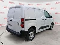 Novo Fiat Doblò 102 HP (75 kW) 2025 Branco Monovolume