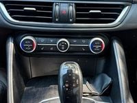 Usata Alfa Romeo Giulia 160 CV (117 kW) 2018 Marrone Berlina