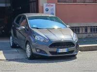 Usata Ford Fiesta 95 CV (69 kW) 2016 Grigio Utilitaria