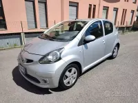 Usata Toyota Aygo 68 CV (50 kW) 2008 Grigio Utilitaria