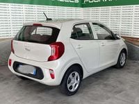 Usata Kia Picanto 67 CV (49 kW) 2023 Beige Utilitaria
