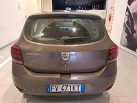 Usata Dacia Sandero Essentiel 75 CV (55 kW) 2019 Marrone Berlina