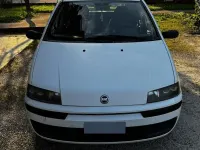 Usado Fiat Punto 60 CV (44 kW) 2001 Blanco Utilitario