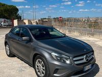 Usata Mercedes GLA180 110 CV (80 kW) 2015 Grigio SUV