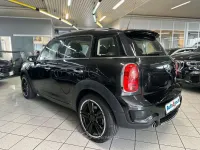 Begagnad Mini Cooper 143 HK (105 kW) 2011 Svart Halvkombi