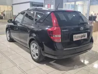 Usata Kia Ceed EX 125 CV (91 kW) 2010 Nero Utilitaria