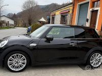 Begagnad Mini Cooper S Coupé 192 HK (141 kW) 2017 Svart Sportkupé