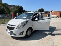Begagnad Chevrolet Spark 68 HK (50 kW) 2010 Vit Halvkombi