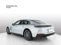 Usata Porsche Panamera 4 E-Hybrid 470 CV (345 kW) 2024 F0 argento dolomite metallizzato Utilitaria