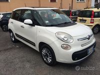 Begagnad Fiat 500L Lounge 85 HK (62 kW) 2013 Vit Minibuss
