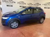 Usata Dacia Sandero Expression 101 CV (74 kW) 2023 Blu Berlina