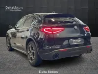 Käytetty Alfa Romeo Stelvio Tech Edition 190 HP (139 kW) 2019 Musta Katumaasturi