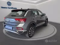 Usata VW T-Roc Style 150 CV (110 kW) 2023 Grigio indyum/tetto nero SUV