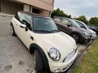 Begagnad Mini Cooper Coupé 112 HK (82 kW) 2012 Vit Sportkupé