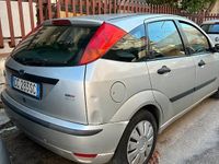 Begagnad Ford Focus 100 HK (73 kW) 2002