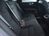 Usata Volvo XC60 Momentum 197 CV (144 kW) 2021 Nero SUV