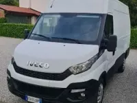 Usata Iveco Daily 126 CV (92 kW) 2016 Furgone