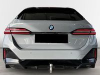 Usata BMW 520 M Sport 197 CV (144 kW) 2025 Grigio Station wagon