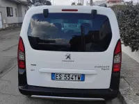 Usata Peugeot Partner Tepee Outdoor 114 CV (83 kW) 2013 Bianco Monovolume