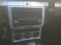 Usata VW Passat 140 CV (102 kW) 2005 Grigio Station wagon