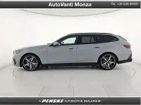 Usata BMW 520 M Sport 197 CV (144 kW) 2024 Grigio Station wagon