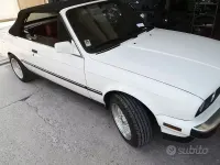 Usata BMW 2500 171 CV (125 kW) 1987 Cabrio