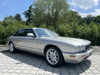 Usata Jaguar XJ8 Executive 237 CV (174 kW) 1999 Berlina