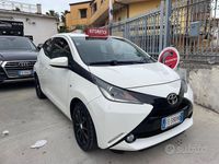 Usata Toyota Aygo X-wave 69 CV (50 kW) 2016 Bianco Utilitaria