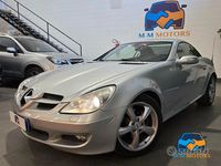 Usata Mercedes SLK200 163 CV (119 kW) 2005 Grigio Cabrio