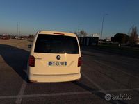 Usata VW Caddy 102 CV (75 kW) 2019 Bianco Monovolume