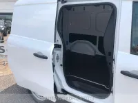 Nuova Renault Kangoo 116 CV (85 kW) 2026 Bianco minerale  tinta opaca Monovolume