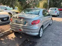 Usata Peugeot 206 CC 109 CV (80 kW) 2007 Grigio Cabrio