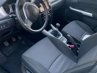 usata Suzuki Vitara 1.6 120cv manuale 2018