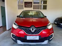 Usata Renault Captur Intens 90 CV (66 kW) 2019 Rosso SUV