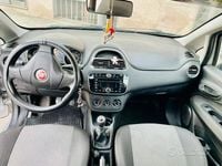 Usata Fiat Grande Punto 77 CV (56 kW) 2016 Grigio Utilitaria