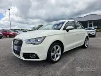 Usata Audi A1 Ambition 90 CV (66 kW) 2012 Bianco Utilitaria