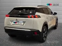 Usata Peugeot 2008 Allure 110 CV (80 kW) 2021 Bianco SUV