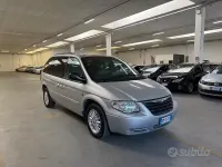 Usata Chrysler Voyager 150 CV (110 kW) 2008 Grigio Monovolume