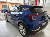 Usata Renault Captur Intens 92 CV (67 kW) 2021 Blu/azzurro SUV