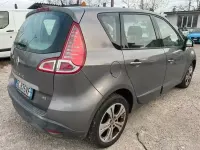 Usata Renault Scenic E-Tech 110 CV (80 kW) 2012 Argento Monovolume