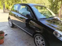 Usata Lancia Ypsilon 69 CV (50 kW) 2011 Nero Utilitaria
