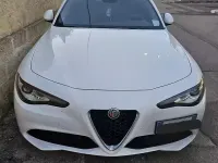 Usata Alfa Romeo Giulia 160 CV (117 kW) 2021 Bianco Berlina