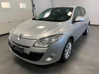 Usata Renault Mégane 110 CV (80 kW) 2010 Grigio Berlina