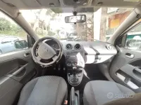 Usata Ford Fiesta 2003 Grigio Utilitaria
