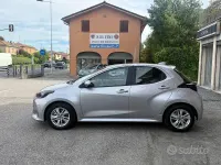 Usata Mazda 2 92 CV (67 kW) 2023 Grigio Utilitaria