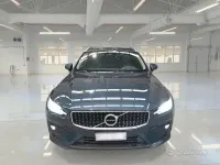 Usata Volvo V60 CC Business Edition 250 CV (183 kW) 2021 Blu/azzurro Station wagon