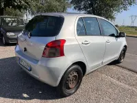 Usata Toyota Yaris Sol 87 CV (63 kW) 2007 Grigio Utilitaria