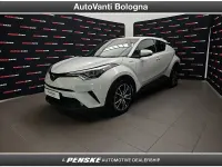 Usata Toyota C-HR Lounge 122 CV (89 kW) 2019 Bianco SUV