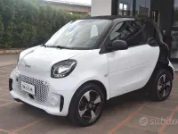 Usata Smart ForTwo Electric Drive Passion 41 kW (56 CV) 2023 Bianco Berlina
