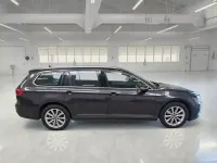 Usata VW Passat Business 150 CV (110 kW) 2023 Nero Station wagon